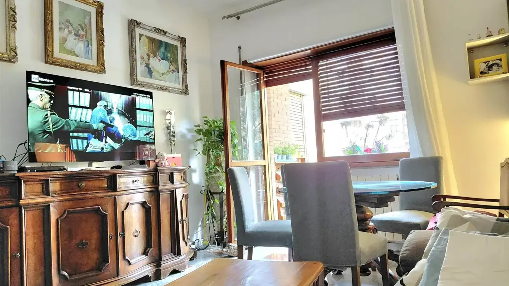 Soggiorno - Spacious Apartment with Terraces in Florence