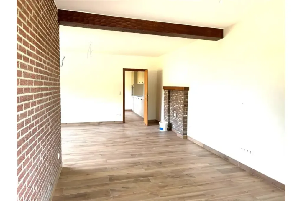 Elutuba - Renovated House with Garden in Paal