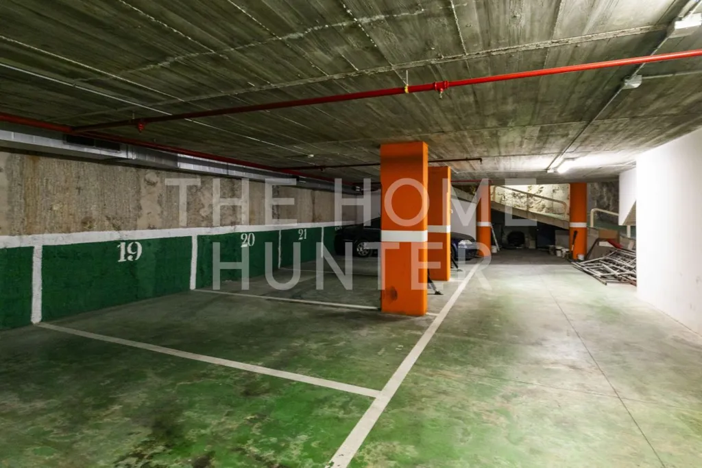 Garage - Parking Space with Elevator Access in Cl Ballester