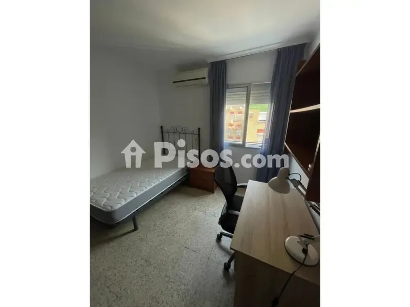 Magamistoad - Student Flat with Balcony in Seville