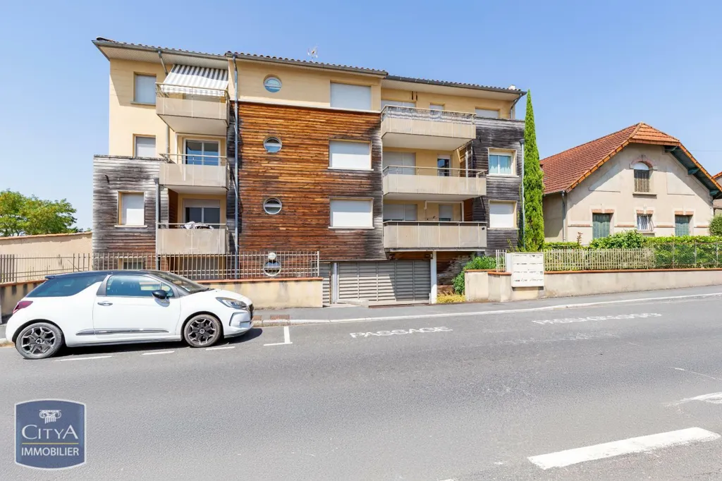 Välivaade - Spacious Flat with Balcony in Castres