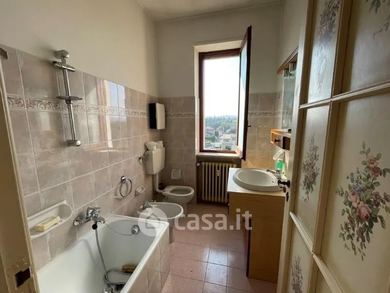 Bathrooms - Apartment with Panoramic View in Nizza Monferrato