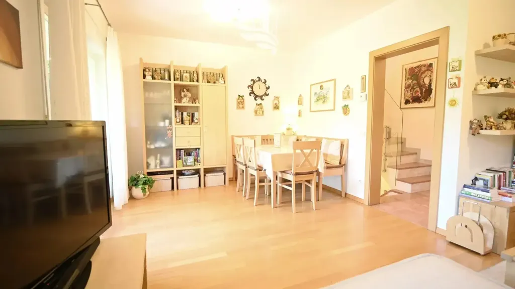 Séjour - Villa with Garden in Cortaccia