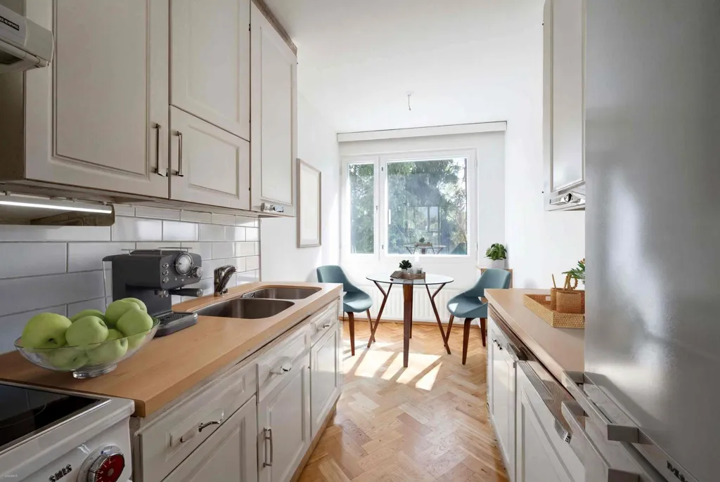 Cuisine - Apartment with Balcony in Helsinki