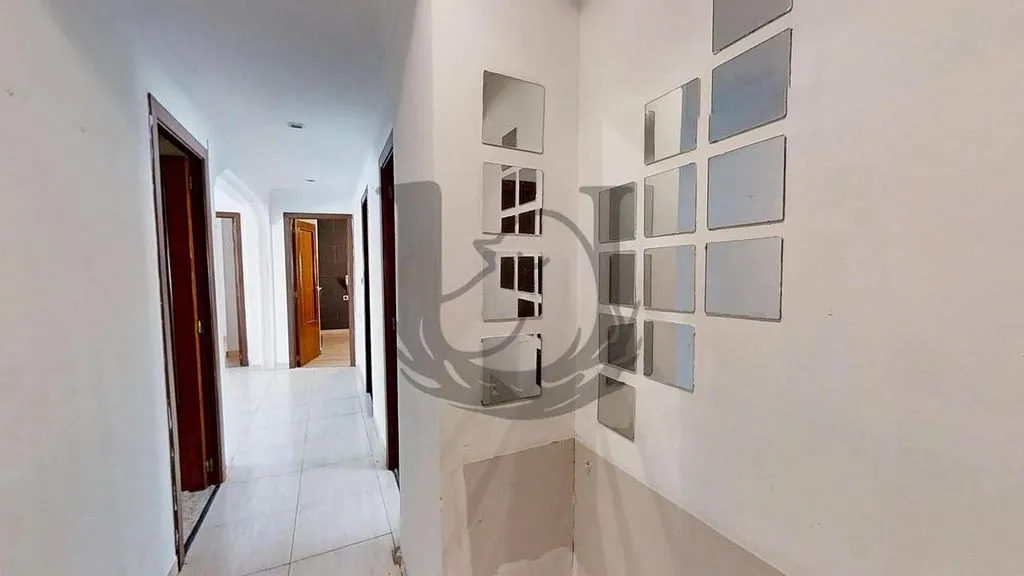 hallway_entrance