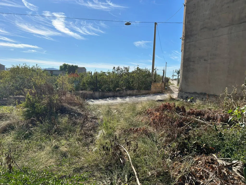 Aed - Buildable Plot in Favara, Via delle Magnolie