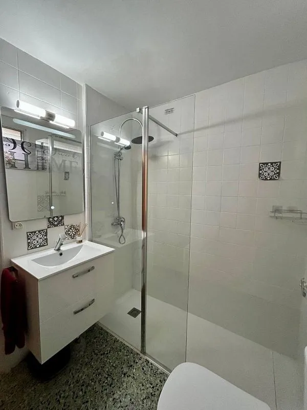 Salles de bain - Apartment with Private Terrace in Roses