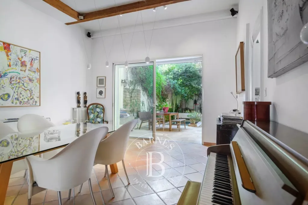 Salle à manger - Appartement Luxe Duplex avec Jardin à Marseille