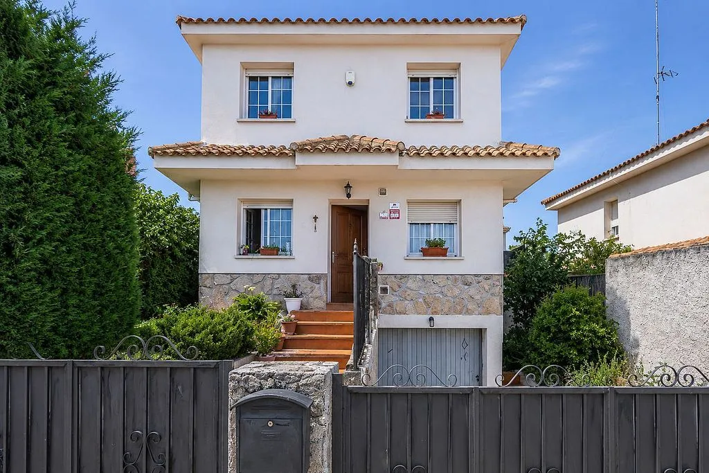 Extérieur - Chalet with Pool in Batres