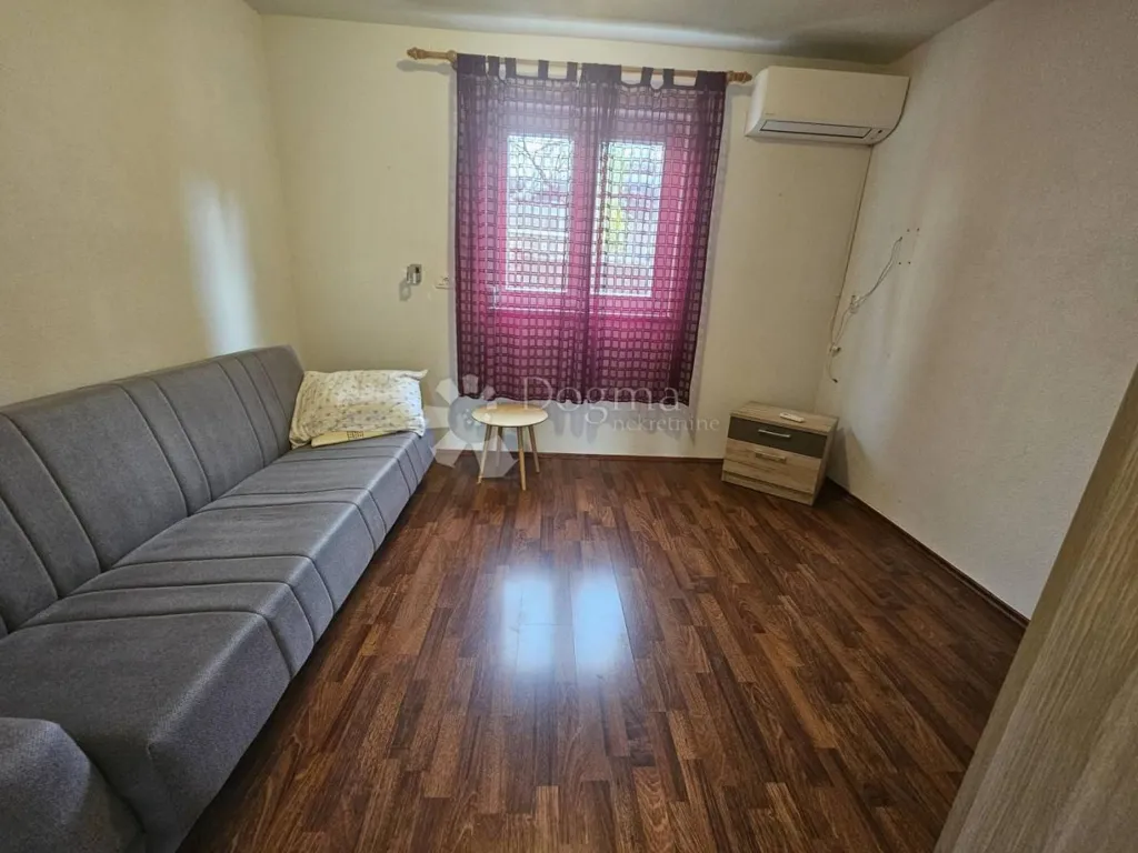 Living Room - Self-Contained House with Balcony in Punat
