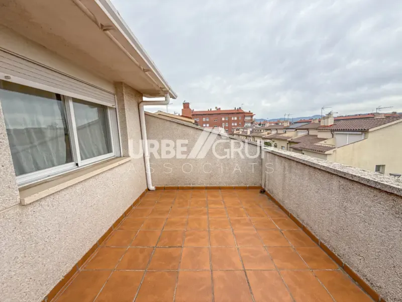 Terrass - Detached Corner House with Multiple Terraces in Martorell