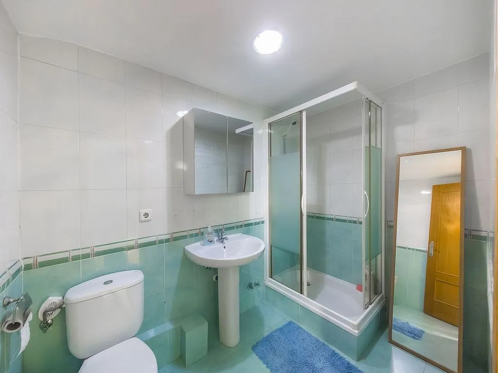 Salles de bain - Adosado with Pool in Historic Quarter