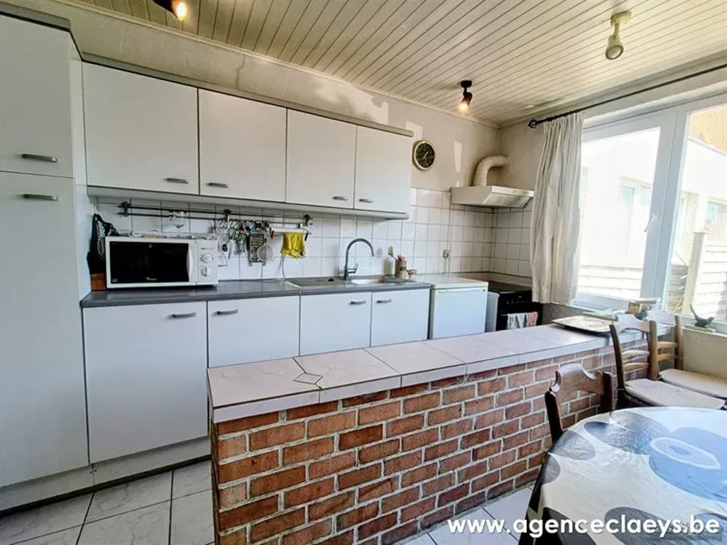 Cuisine - Petite Maison à Rénover avec Terrasse à De Haan