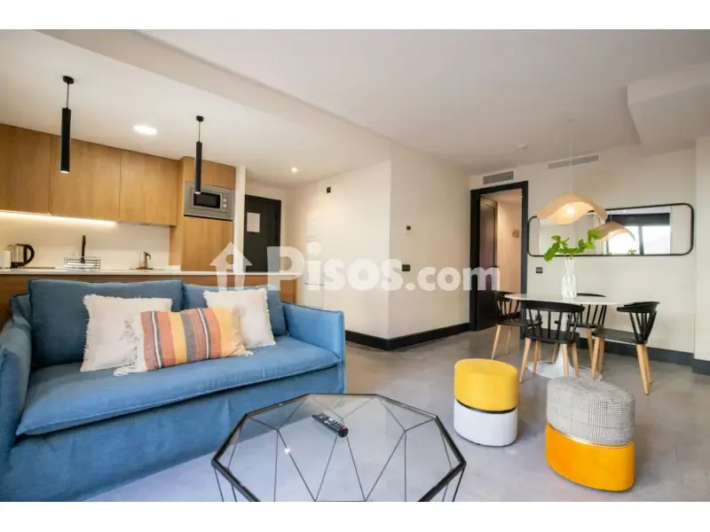 Séjour - 1-Bedroom Apartment with Kitchen in Almendrales, Madrid