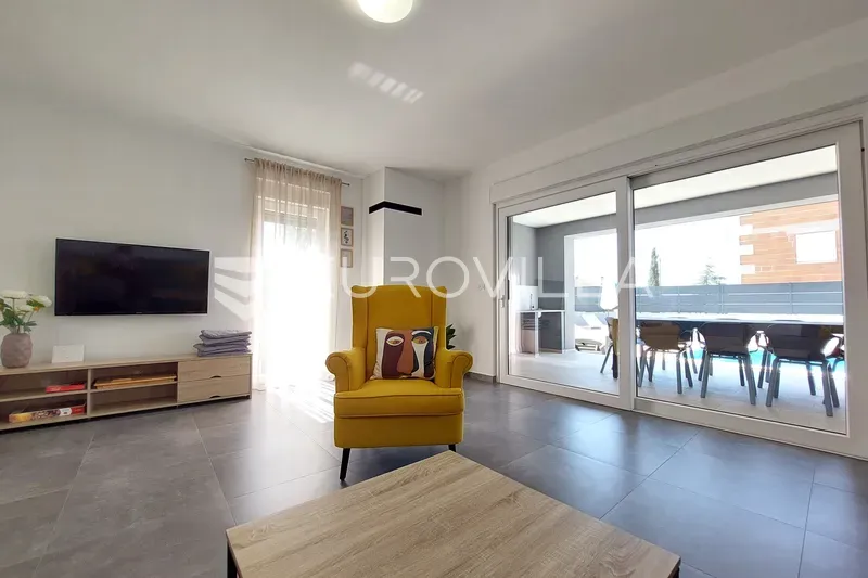 Elutuba - Modern House with Pool near Pula, Istria