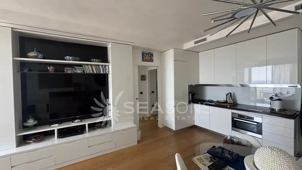 Soggiorno - Apartment with Panoramic Sea View in Jesolo Lido