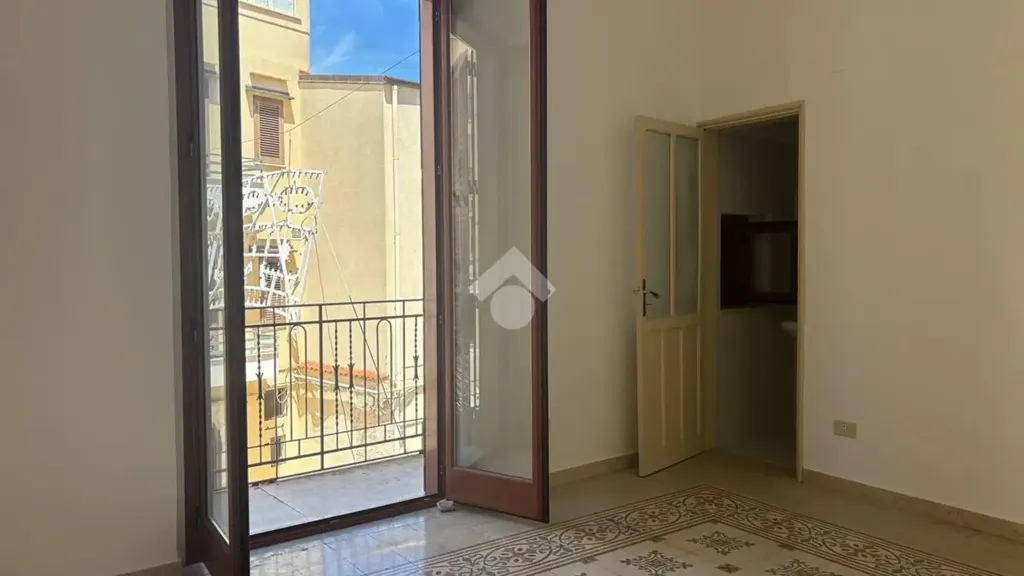 Toad - Independent House with Balconies in Alcamo