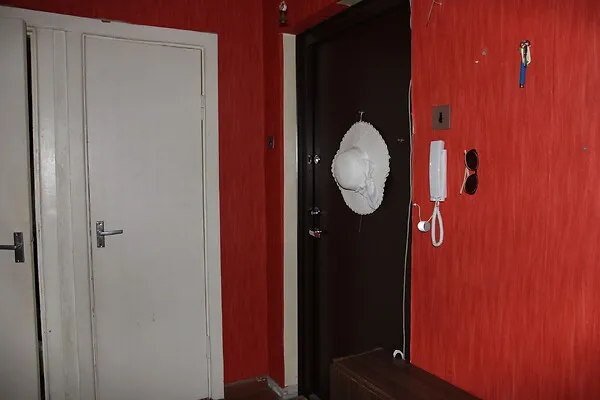 hallway_entrance