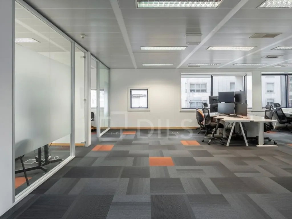 Bureau - Commercial Office in Amoreiras, Lisbon