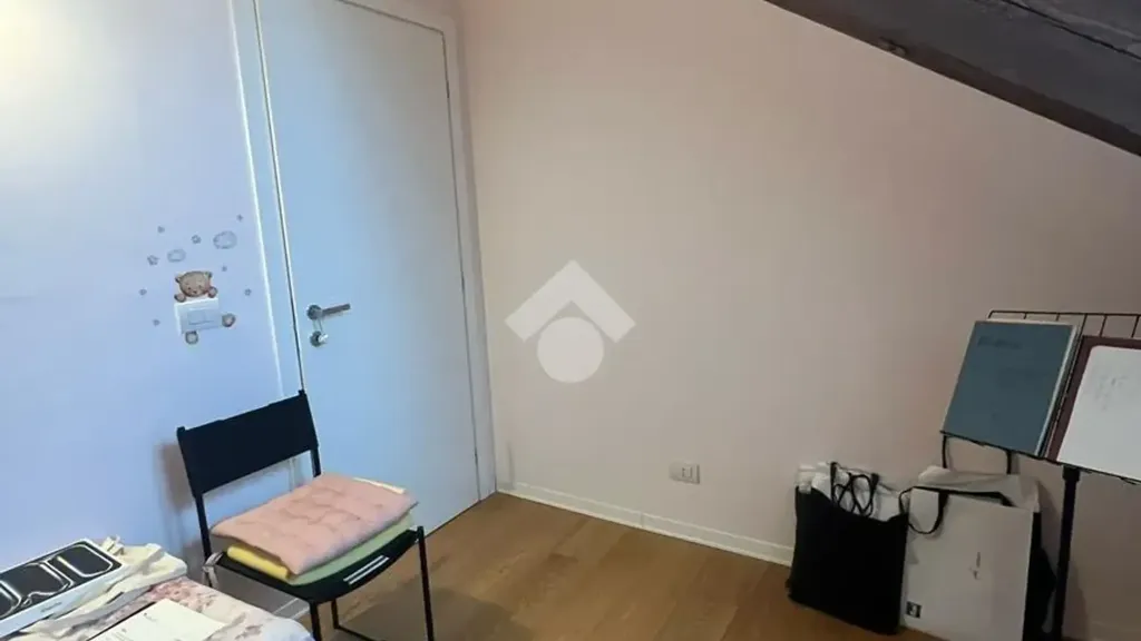 Chambres - Mansarded Apartment in Historic Building, Turin