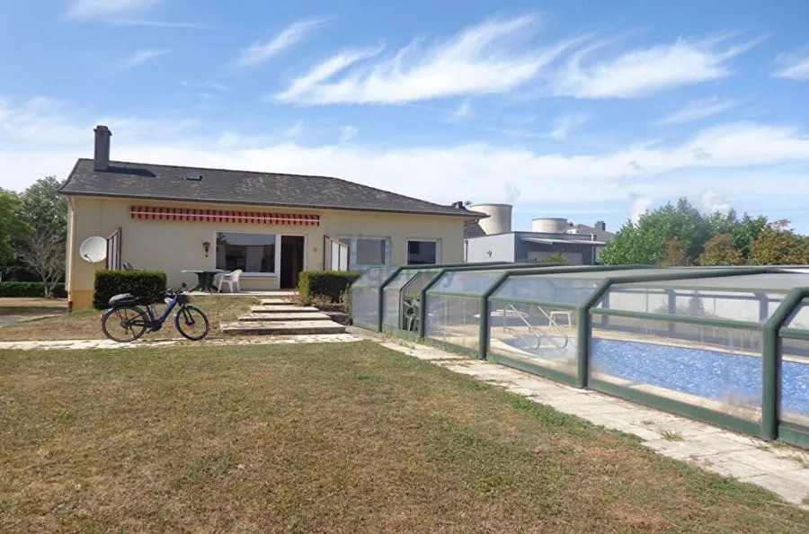 Piscine - Maison au Calme avec Piscine à Thionville