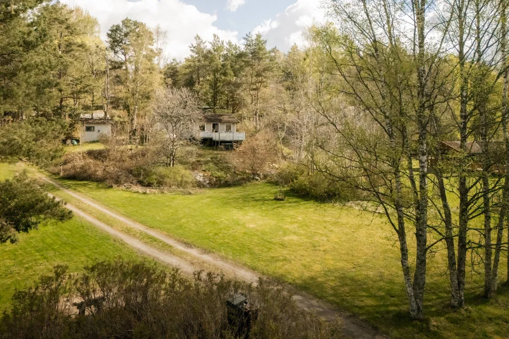 Vista aerea - Cottage with Garden in Skälsmara