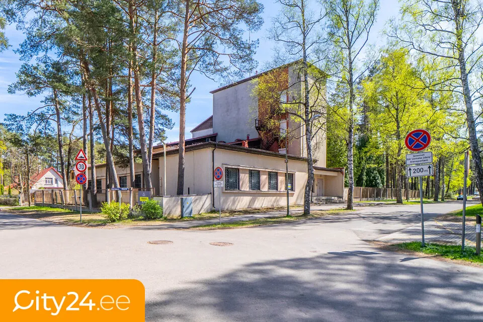 Administrative Building with Large Land in Riga