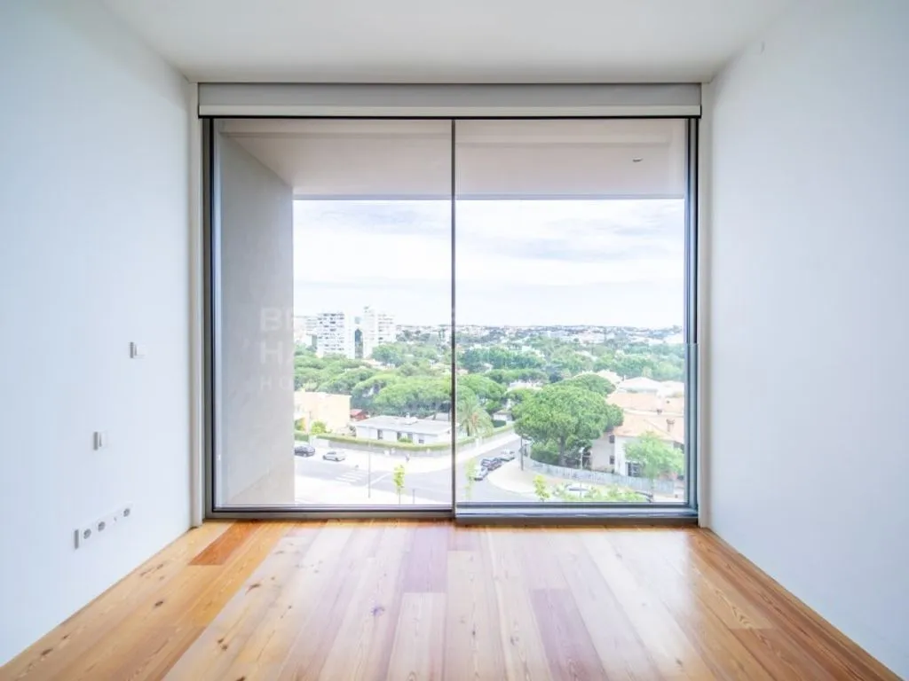 Pièces - Luxury Duplex Flat with Rooftop in Cascais