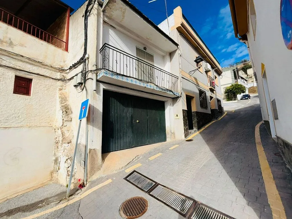 Extérieur - Semi-detached House for Renovation in Calicasas