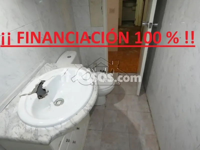 Salles de bain - Spacious Apartment with Terrace in Usera, Madrid