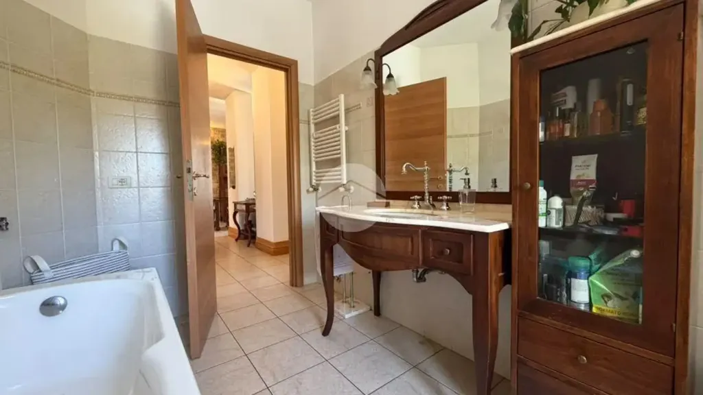 Vannitoad - Rustic Apartment with Balcony in Nerola