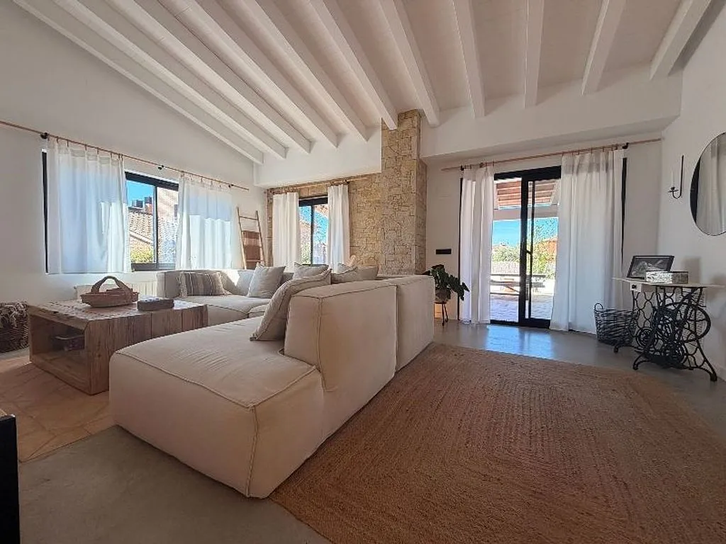Soggiorno - Chalet with Pool in Vall-Llobrega