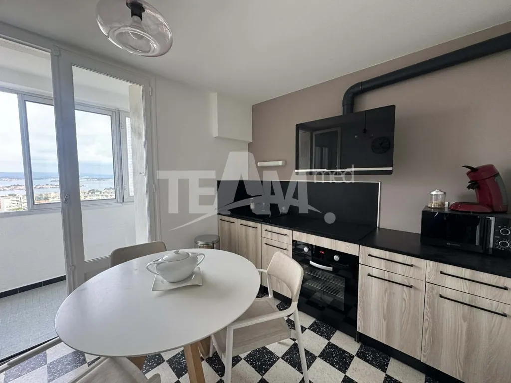 Köök - Meubled Flat with Thau View in Sète