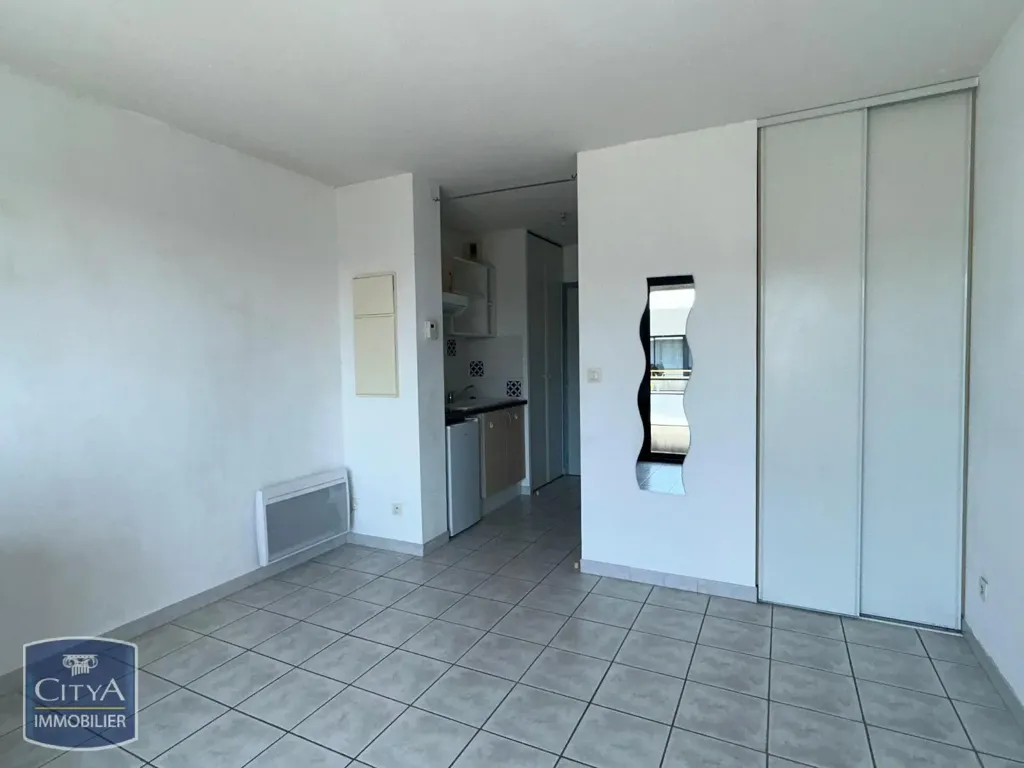Toad - Studio with Terrace in Narbonne