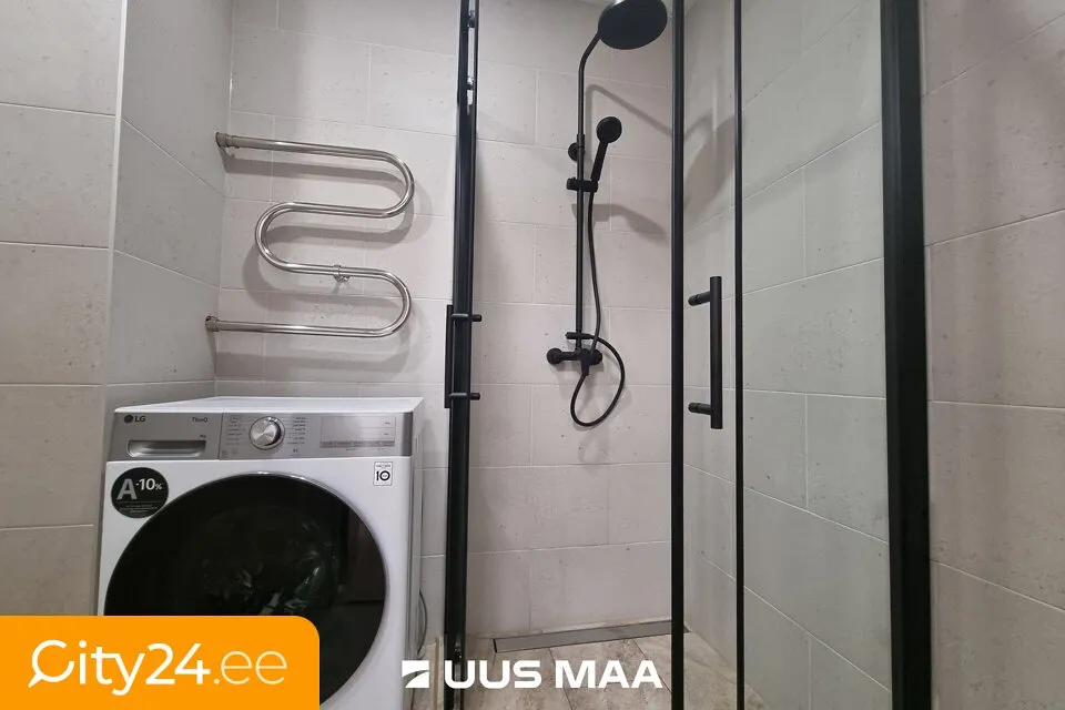 Salles de bain - Spacious Flat with Garden in Rakke, Väike-Maarja