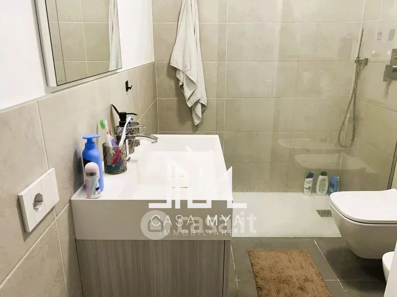 Bagni - Modern Bilocale with Terrace in Laives