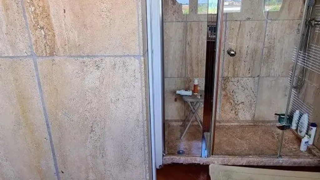 Bathrooms - Penthouse with Quadruple Exposure in Legnano