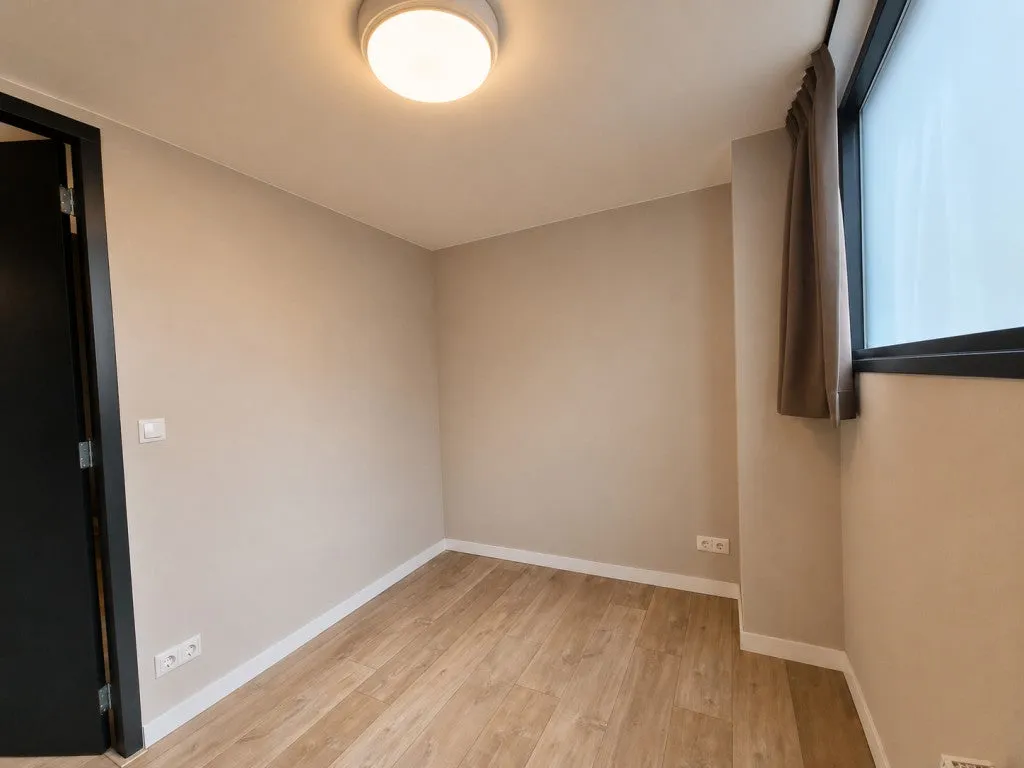 4-toaline korter asukohas Rotterdam