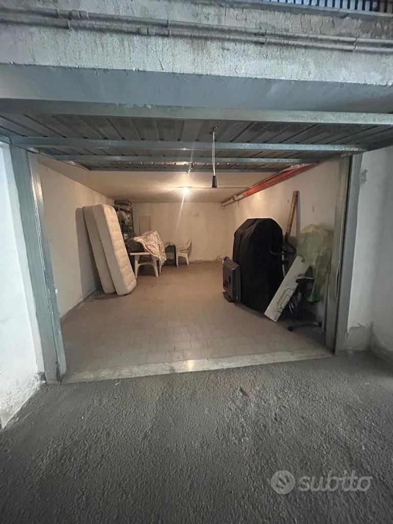 Garage - Mansard Apartment with Double Exposure in Giugliano