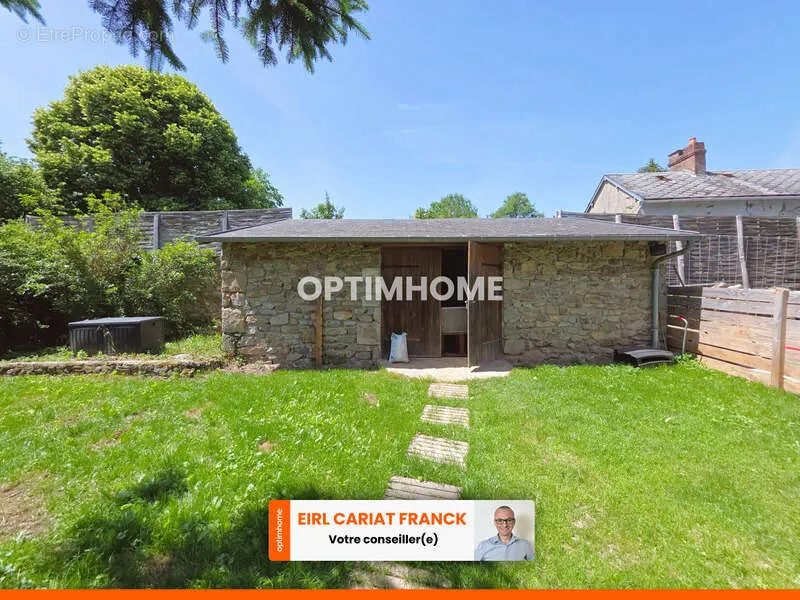 Aed - Country House with Amenity Potential in Creuse