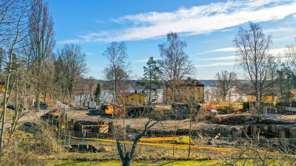 Aed - Buildable Plot with Water View in Gustavsvik