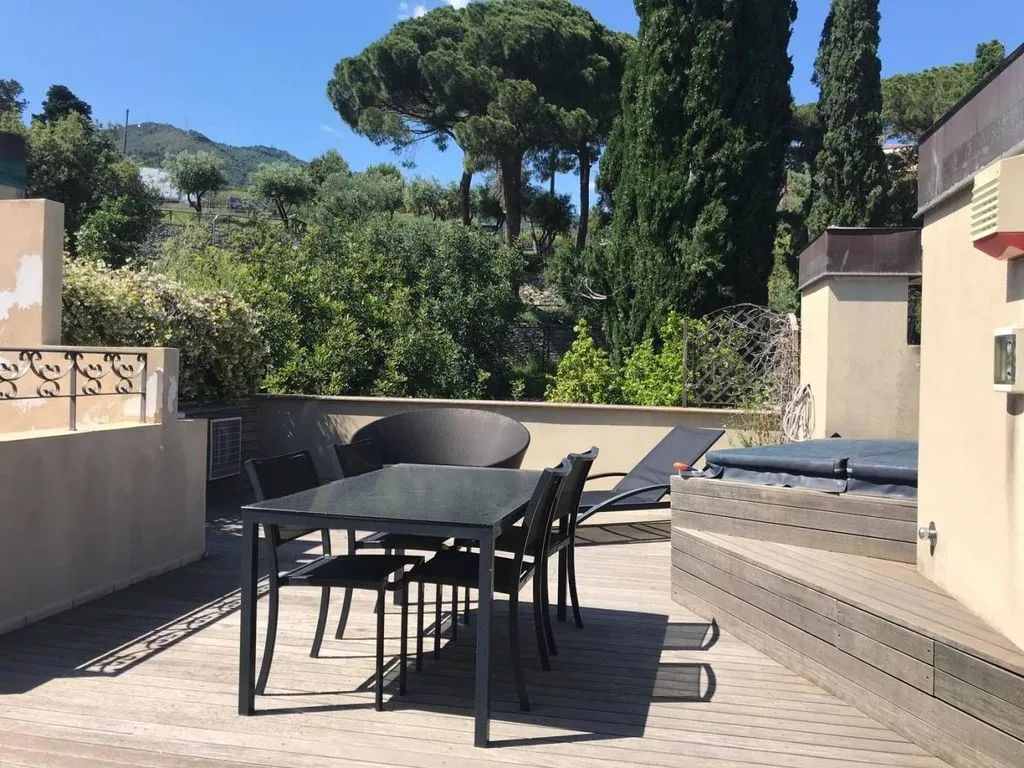 Terrasse - Luxury Penthouse with Panoramic View in Alassio