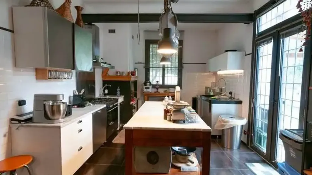Kitchen - Villa with Fruit Garden in Siracusa