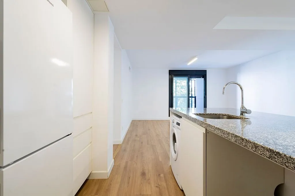 Köök - Modern Flat with Balcony in María Jiménez