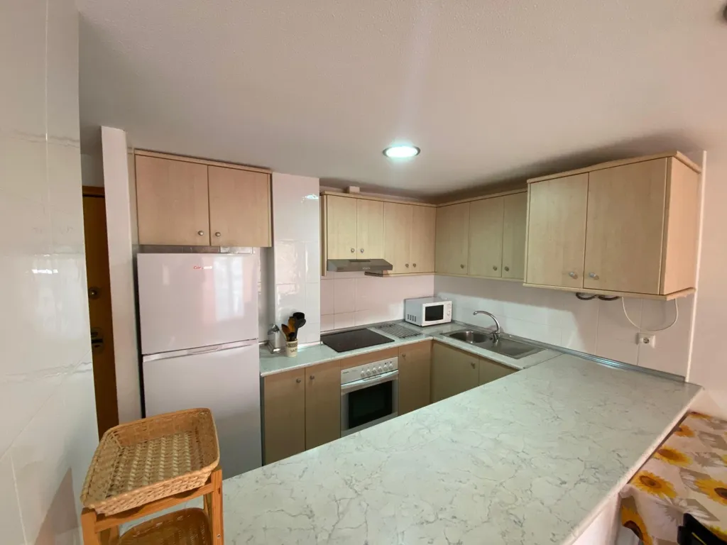 Köök - Semi-New Apartment with Two Pools in La Manga