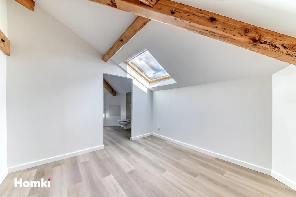 Pièces - Maison T6 avec Studio Indépendant à Sainte-Consorce