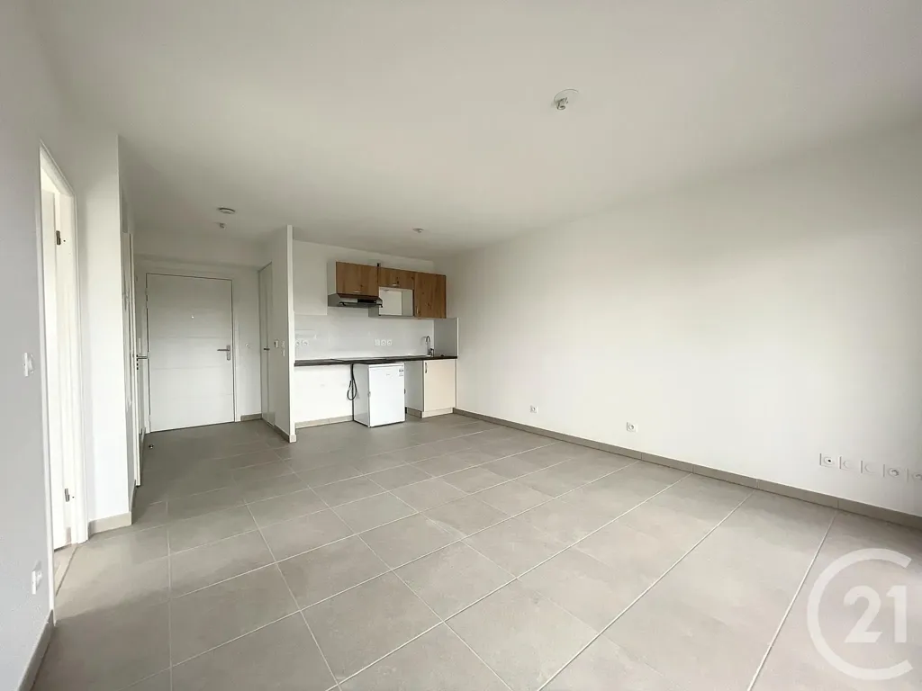 Cucina - Modern Apartment with Balcony in Biscarrosse