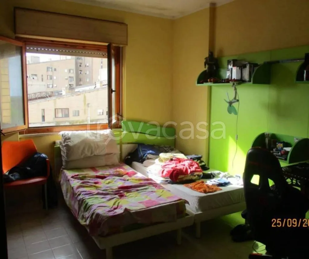 Magamistoad - Apartment with Balcony in Latina