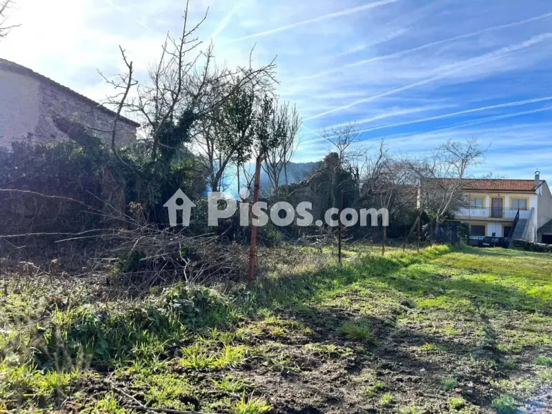 Giardino - Plot with Potential in Linares de Riofrío