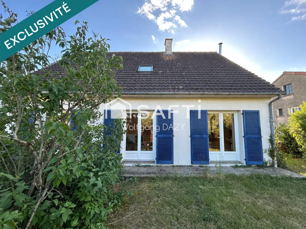 Esterno - House with Garden in Bonneuil-Matours